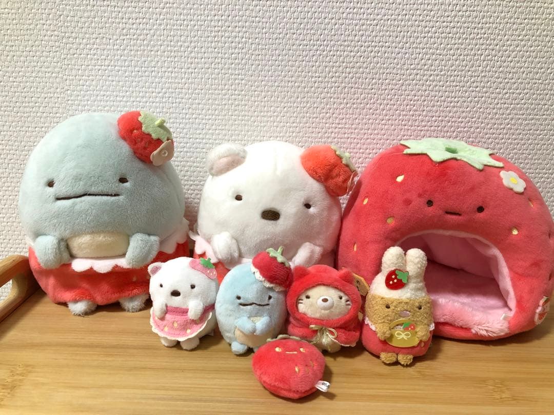 【匿名配送】喫茶すみっコでいちごフェア いちごのおうち　ぬいぐるみセット