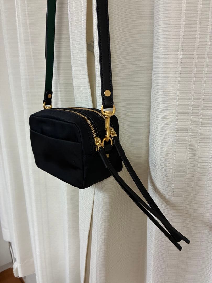 TORY BURCH ブラックショルダーバッグ　未使用