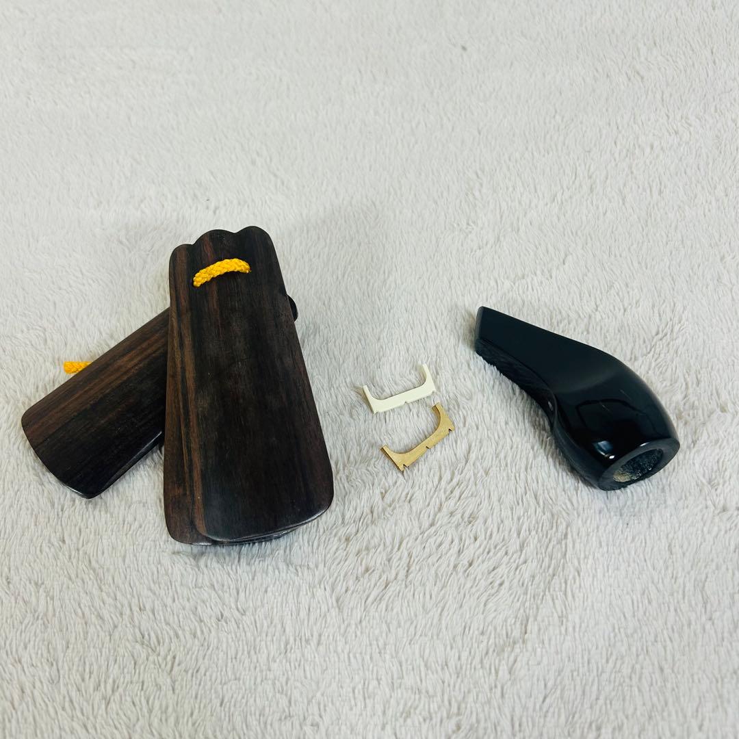 【美品】沖縄三線 三味線 人工革 合皮 ヘビ柄　ハードケース付 民族楽器 弦楽器