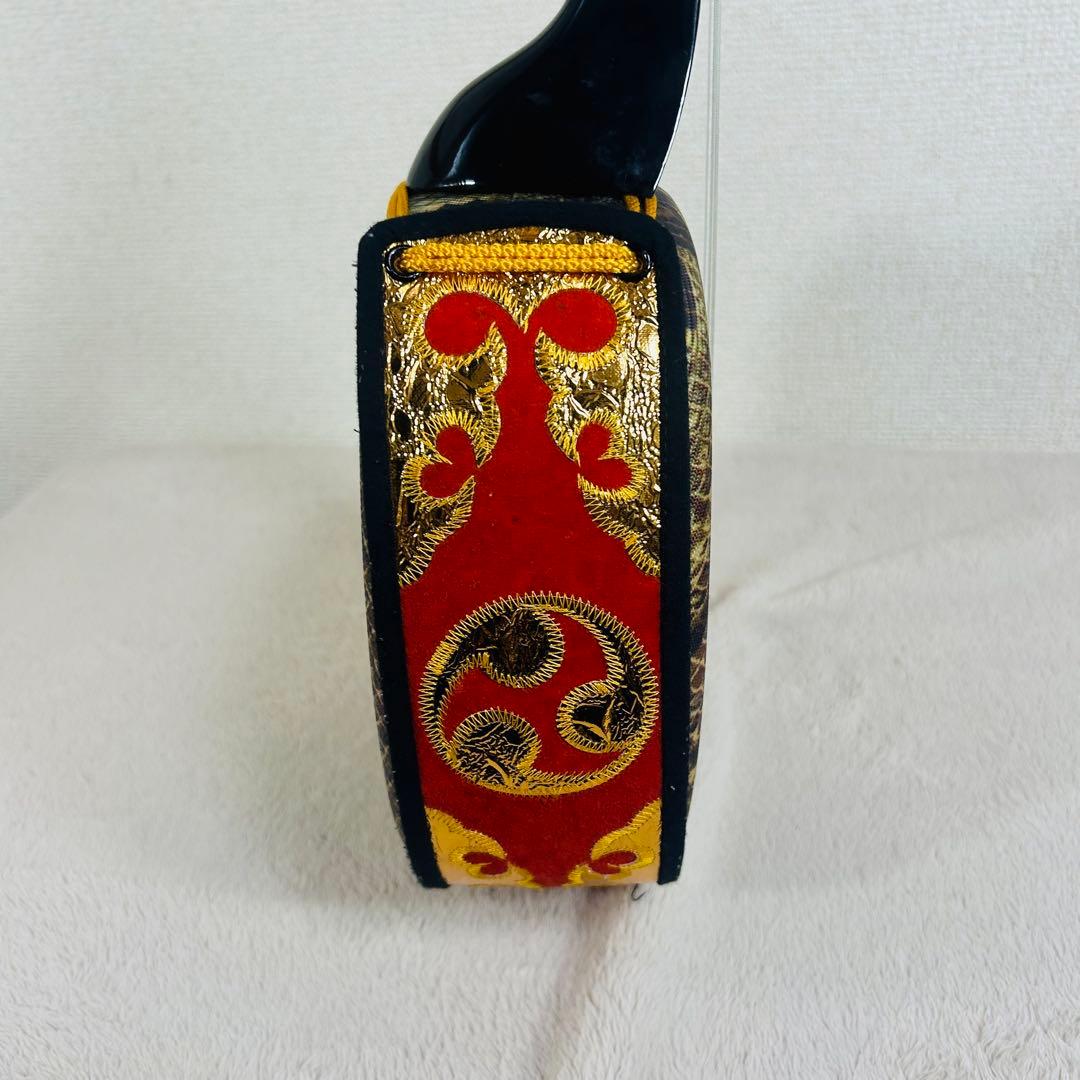 【美品】沖縄三線 三味線 人工革 合皮 ヘビ柄　ハードケース付 民族楽器 弦楽器