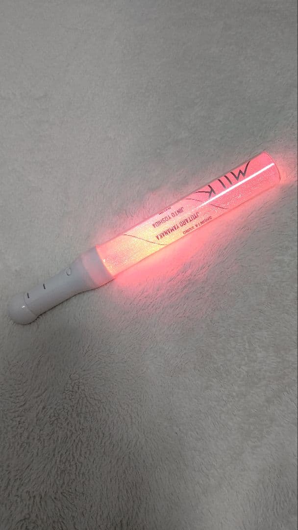 M!LK カラーチェンジペンライト