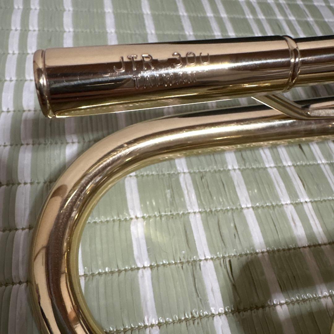 JUPITER ジュピター トランペット JTR-300 管楽器　吹奏楽　ラッパ