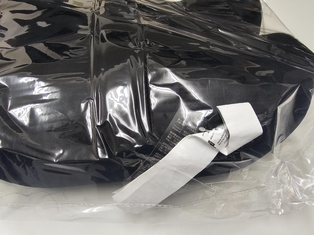 ROG ショルダーバックとROG クッション(非売品)