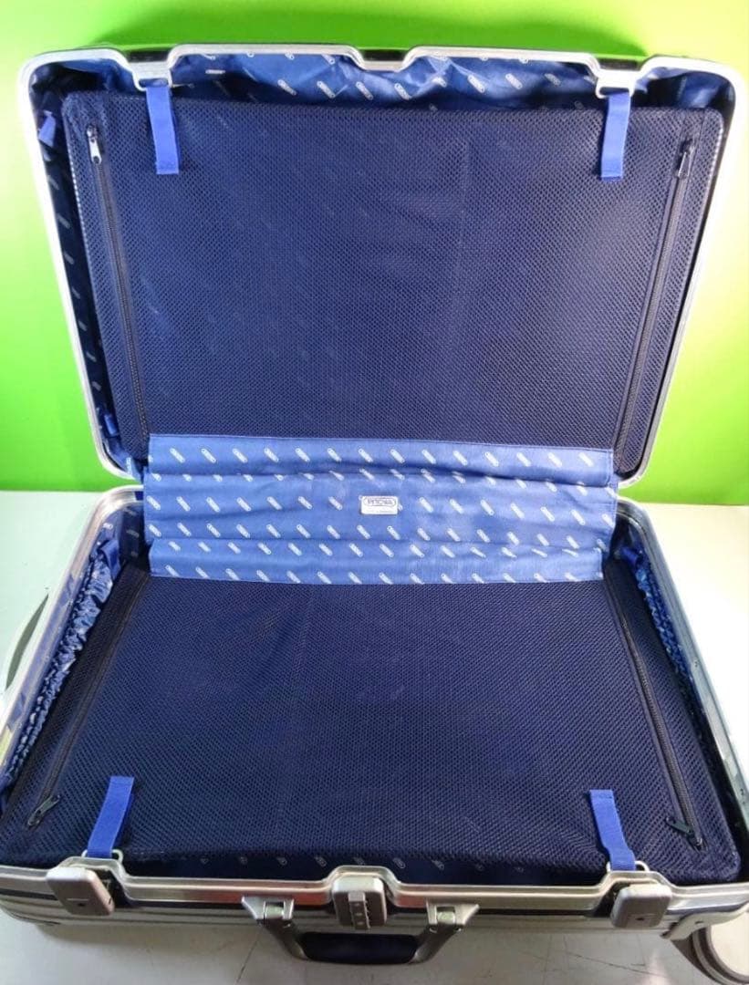 RIMOWA リモワ トパーズスーツケース 70L ４輪 アルミ製シルバー