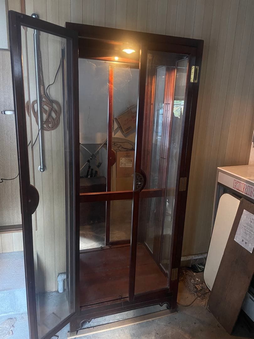 ビンテージ　木製　ガラスキャビネット