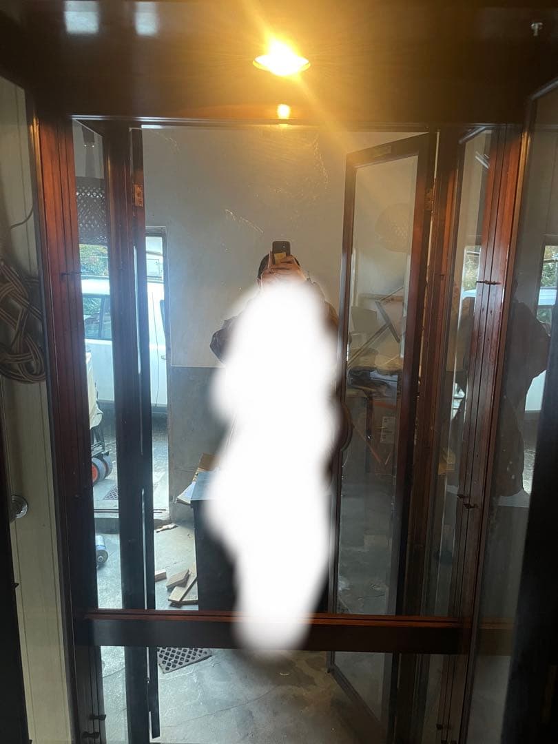 ビンテージ　木製　ガラスキャビネット