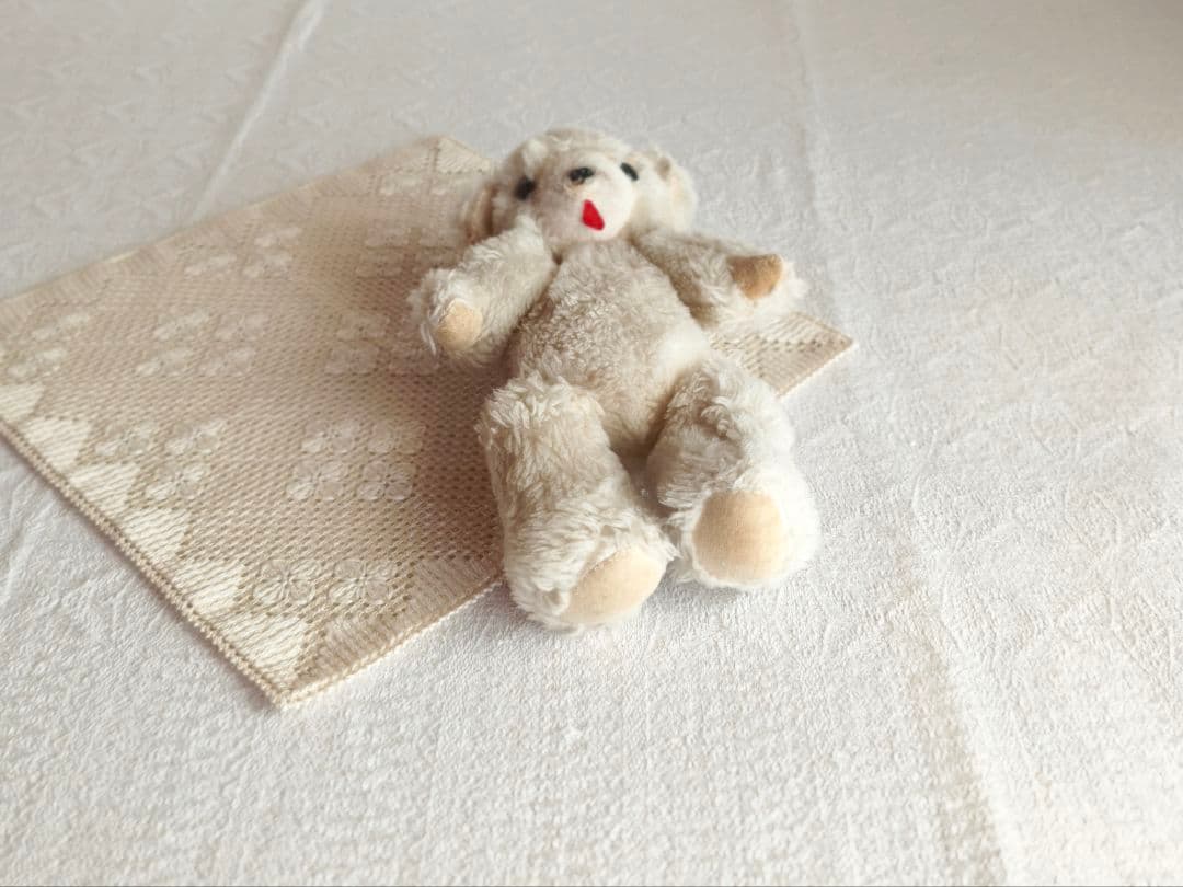 【komakiさま】vintage bear ❀ ベロのでた愛くるしいクマちゃん