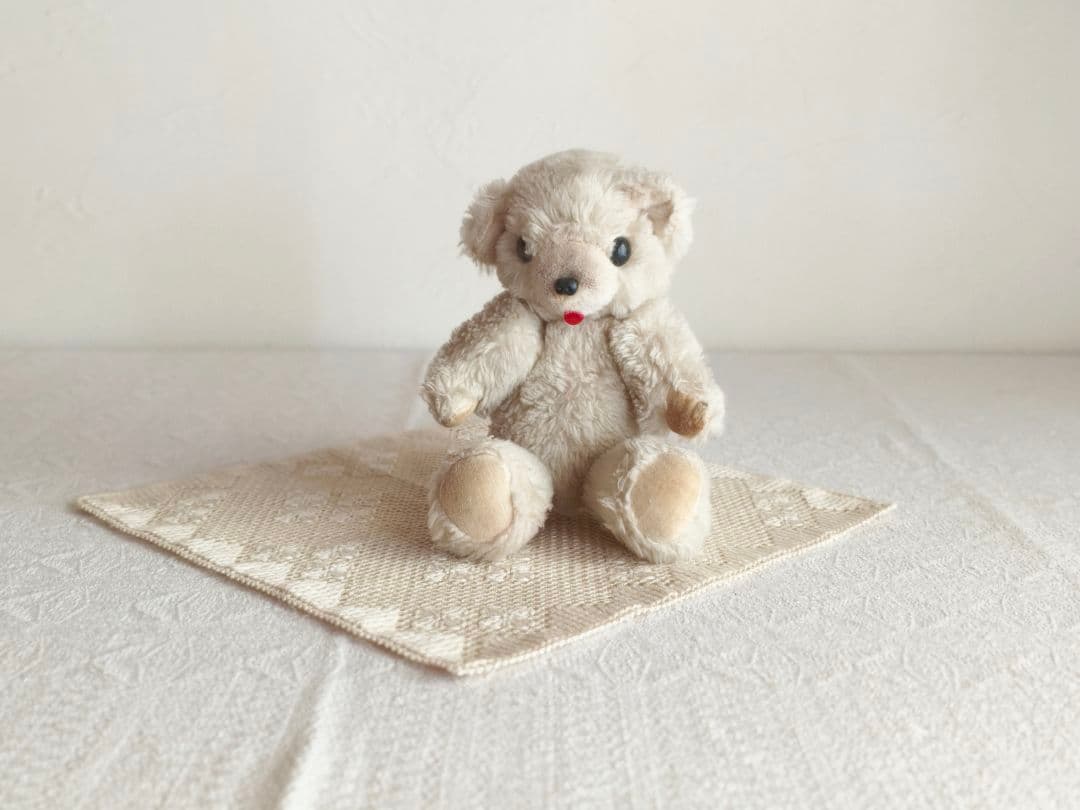 【komakiさま】vintage bear ❀ ベロのでた愛くるしいクマちゃん