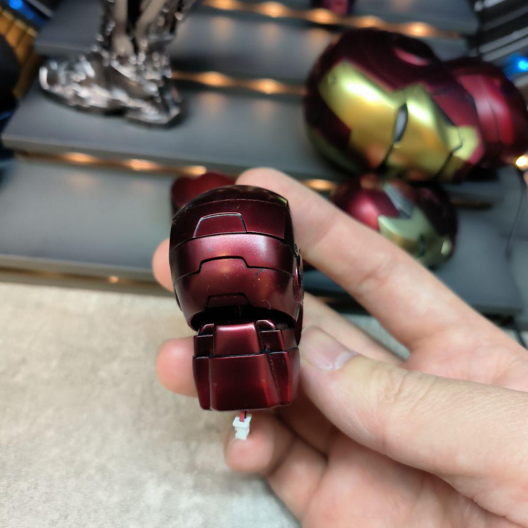 ホットトイズ アイアンマンマーク6 2.0 パワードスーツ装着機付 カスタマイズ