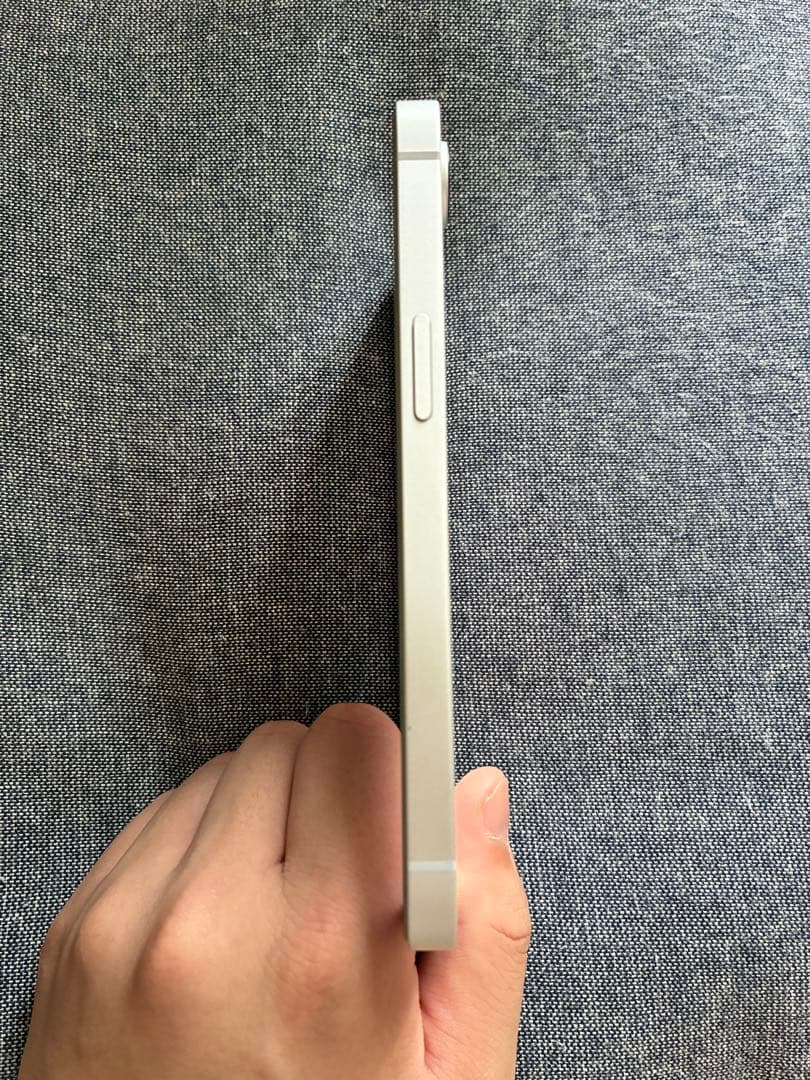 【simフリー】Apple iPhone 16e 256GB ホワイト