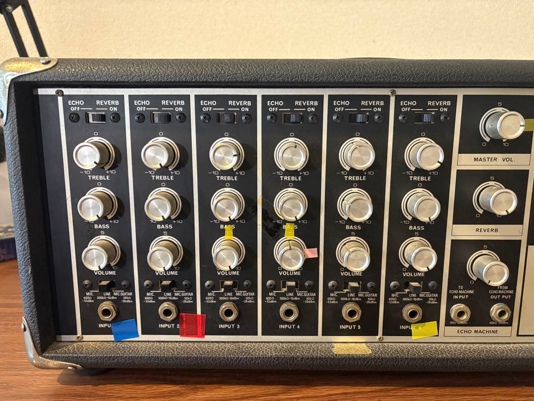 ELK PA-201 SOLID STATE パワードミキサー