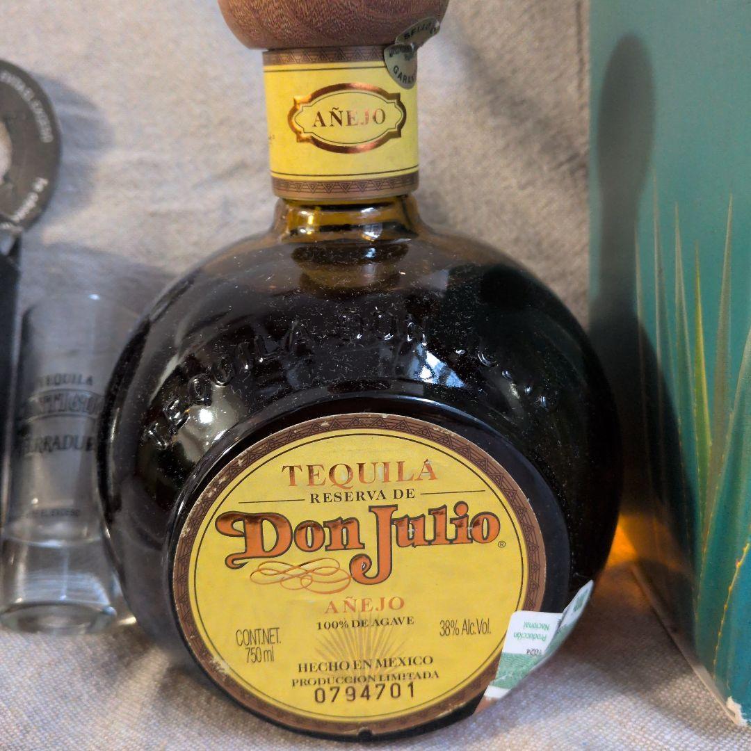 ドンフリオ【Don Julio】　アネホ　テキーラ