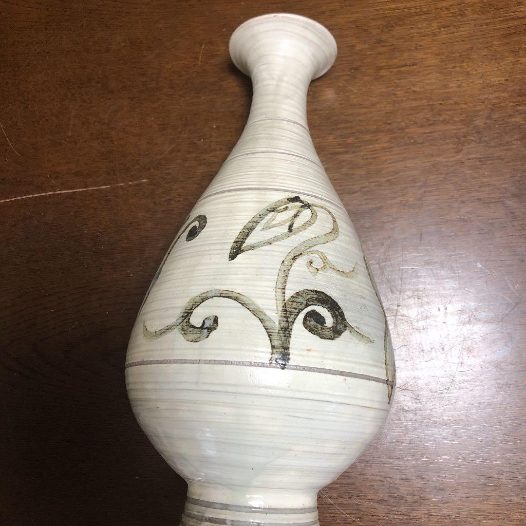 粉青沙器鉄絵唐草魚文瓶李朝写し