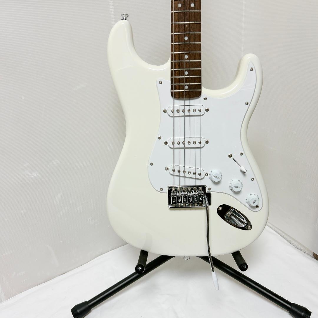 美品 Squier スクワイヤー Stratocaster ストラト ホワイト