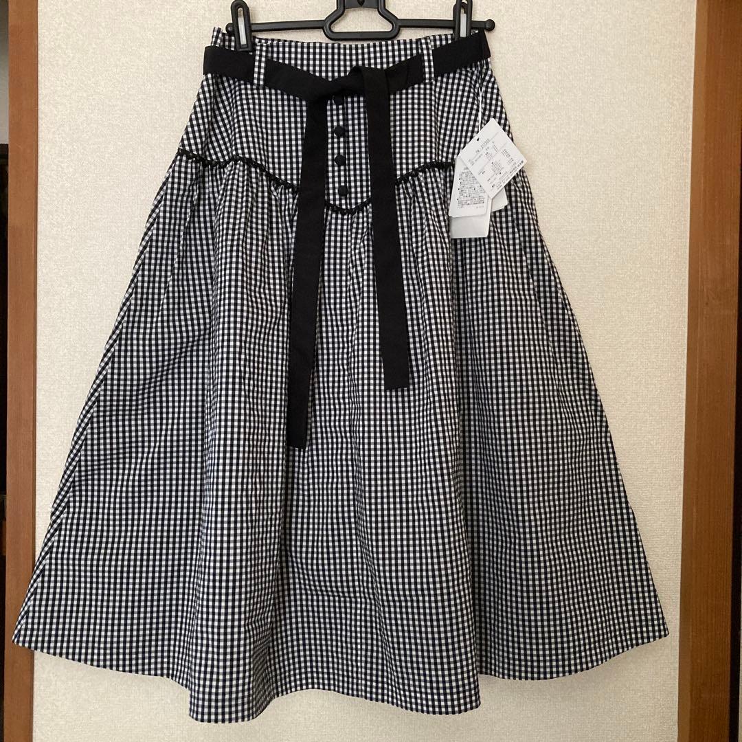 未使用　タグ付きエムズグレイシー　ギンガムチェック スカート 38