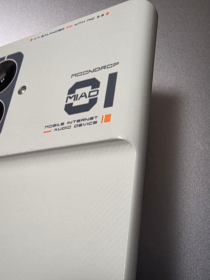 スマートフォン本体 moondrop miad01