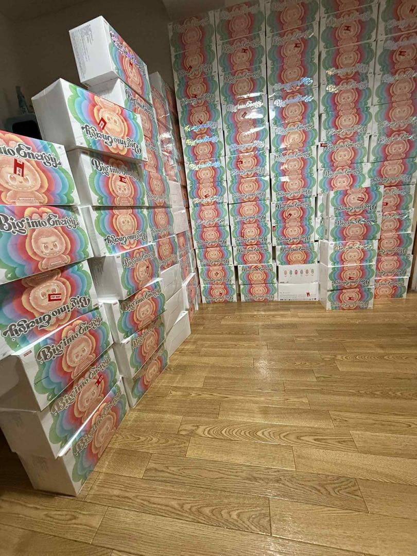 THE MONSTERS Big into Energy ぬいぐるみ 10箱