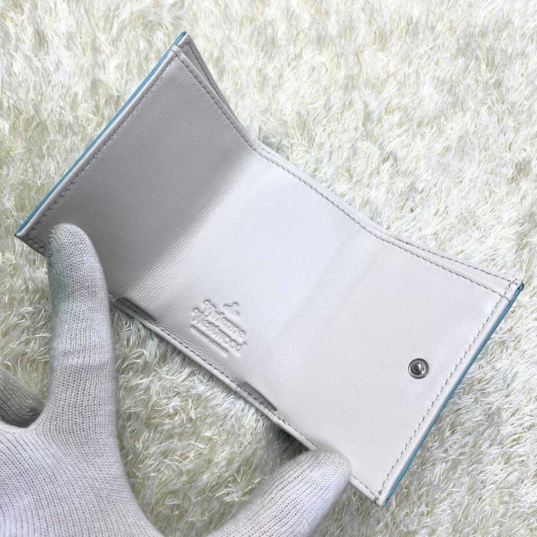 未使用に近い ヴィヴィアンウエストウッド 折財布 ブルー 三つ折り財布 レター