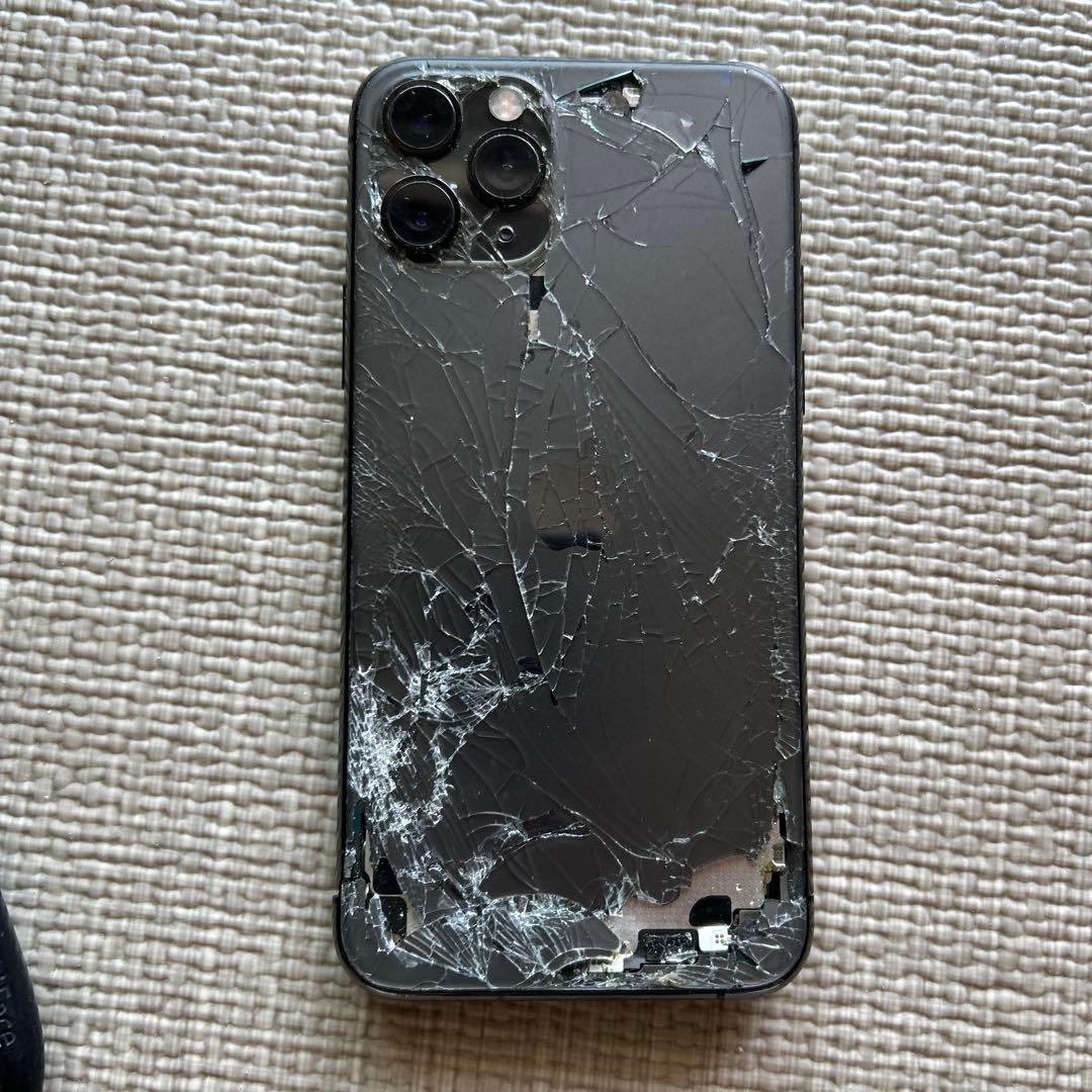 iPhone 11 Pro 本体 画面割れ・背面割れ ジャンク品