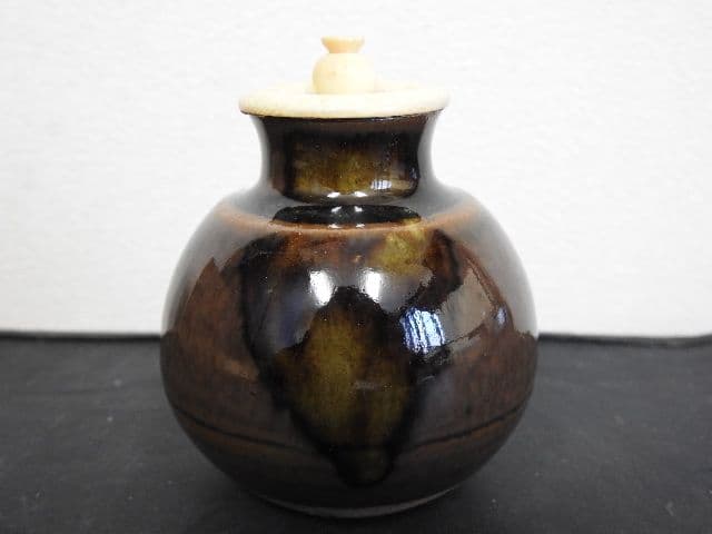 膳所　茶入　　共箱有　M１４７１