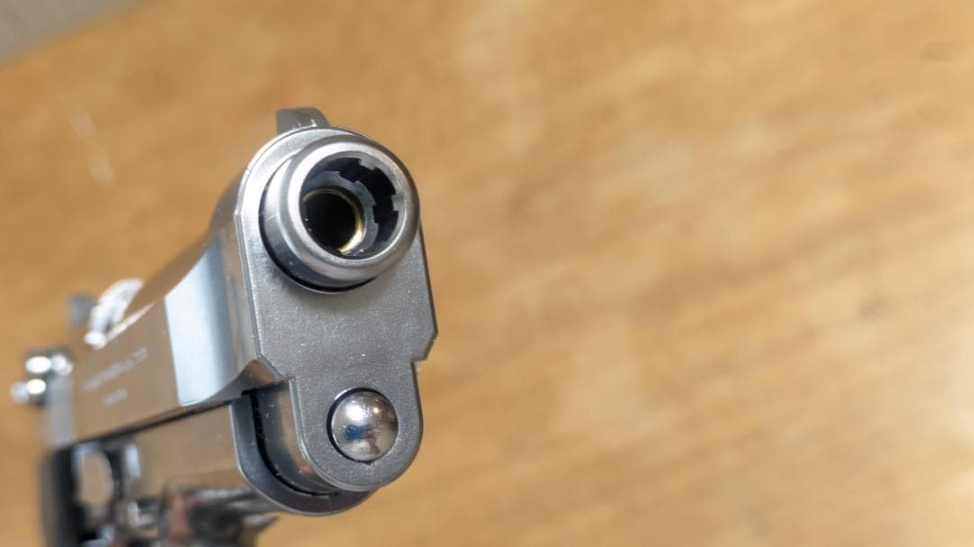 東京マルイ M92F クロームステンレス　付属完備　ガスブローバック　18才