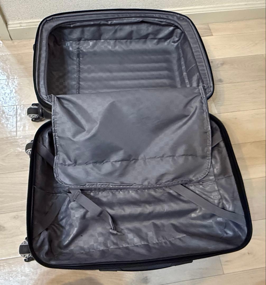 T*n様 Samsonite グレー キャリーケース 4輪