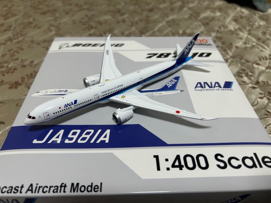航空機・ヘリコプター ANA JA981A Aviation400