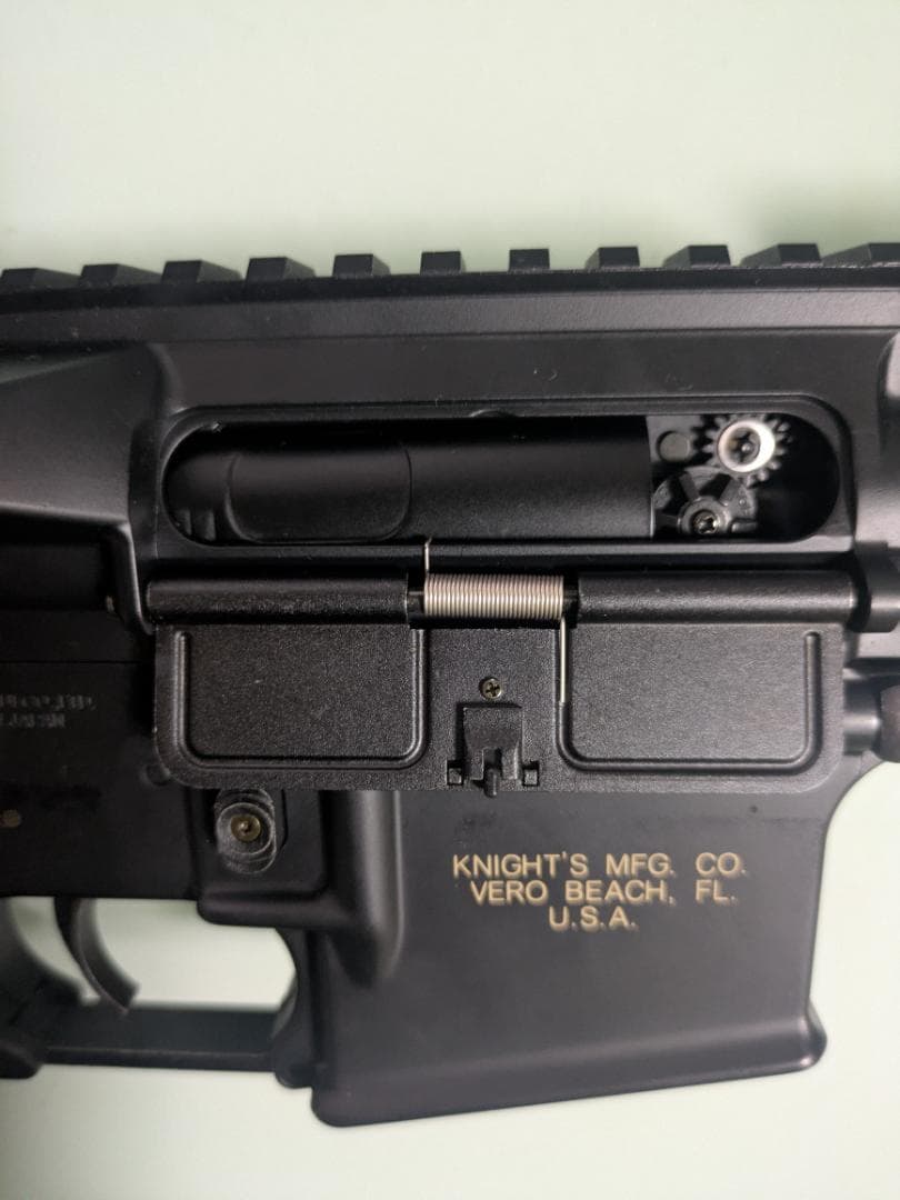 東京マルイ SR-16 ナイツ M4カービン スタンダード電動ガン18歳以上対象