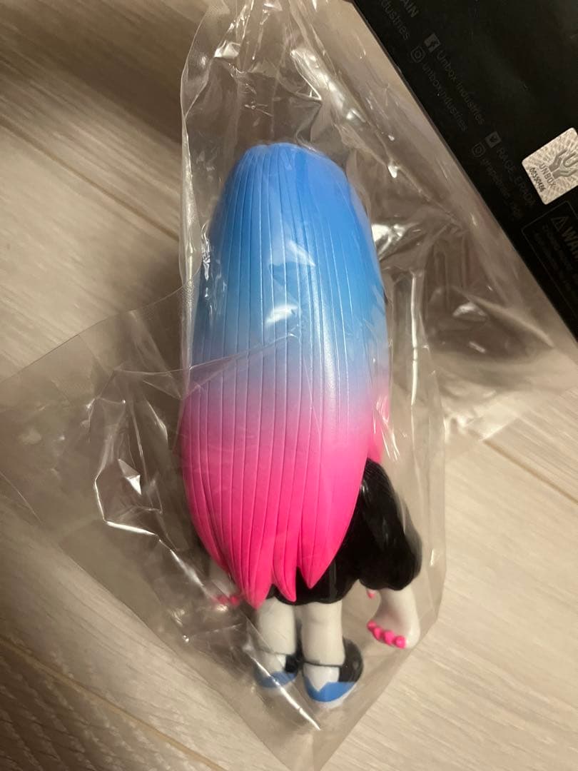 GRAPE BRAIN ゲラゲラ ソフビ フィギュア 二口裂け女