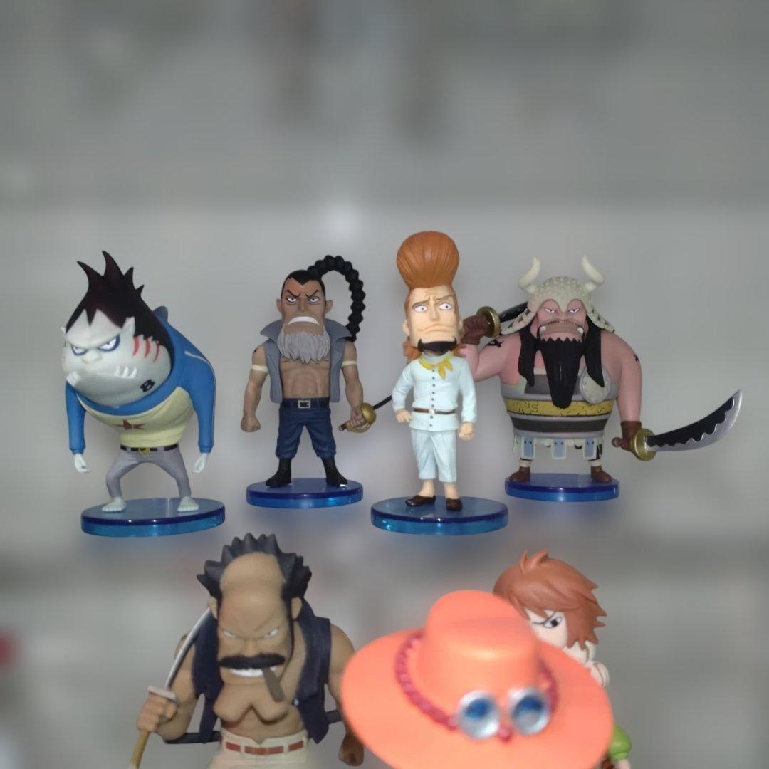 ワンピース　ワールドコレクタブルフィギュア 白ひげ海賊団 32 33 17体
