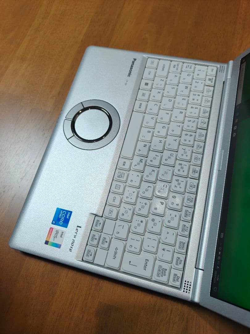 2021年 Panasonic Let's Note CF-SV1 28