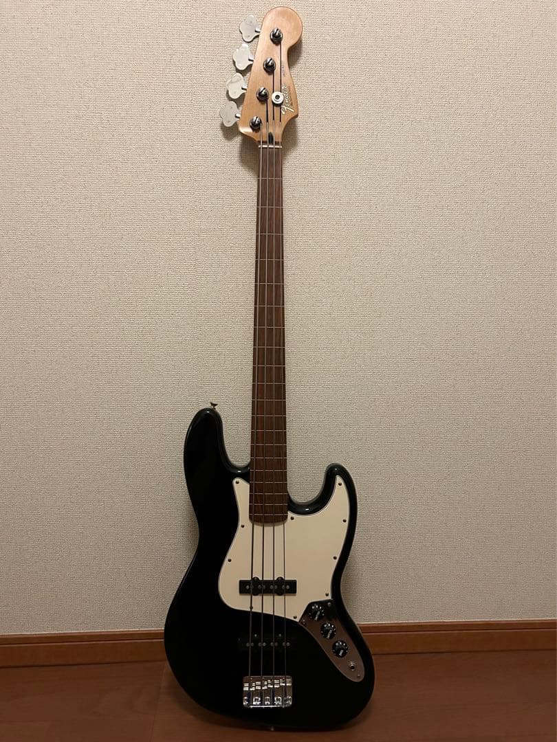 Fender Mexico Standard Jazz Bass フレットレス