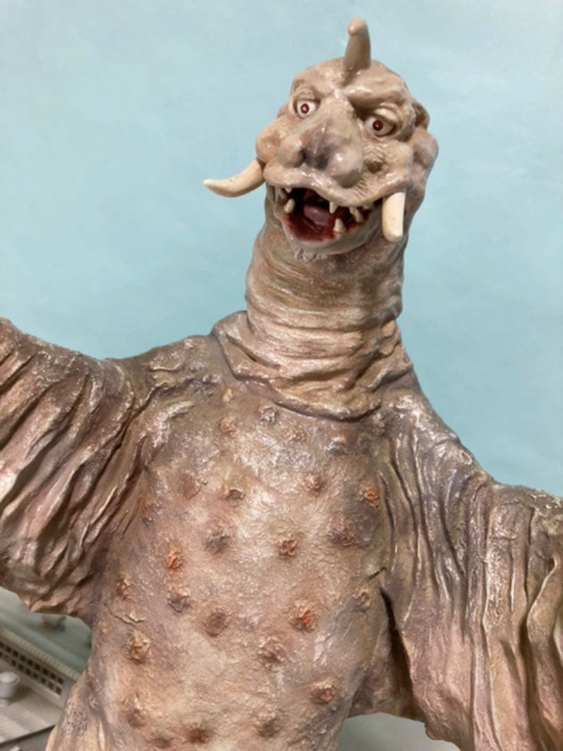 ビリケン商會　ペギラ29cm [カスタム・完成品]超レア + 建物+ミニカー