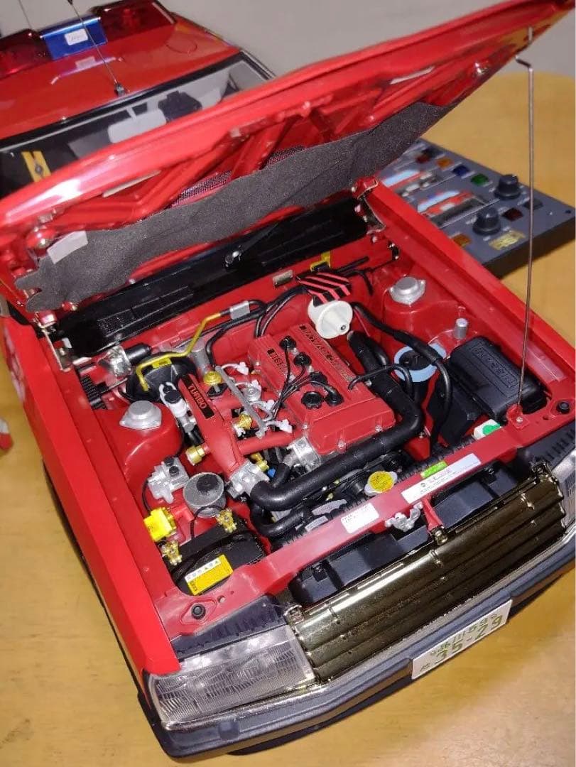 アシェット　西部警察 RS-1　完成品　1/8 ミニカー　日産スカイライン