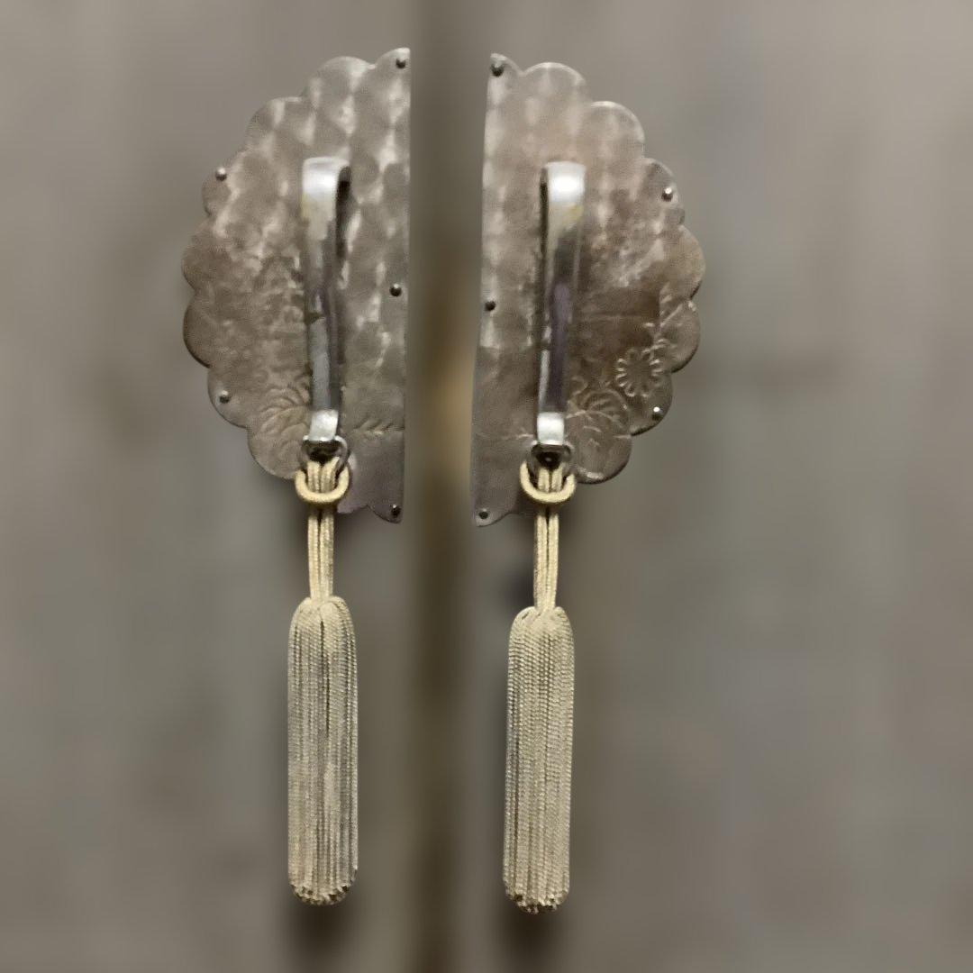 昭和レトロ　箪笥　タンス　ヴィンテージ　アンティーク　時代物　彫刻