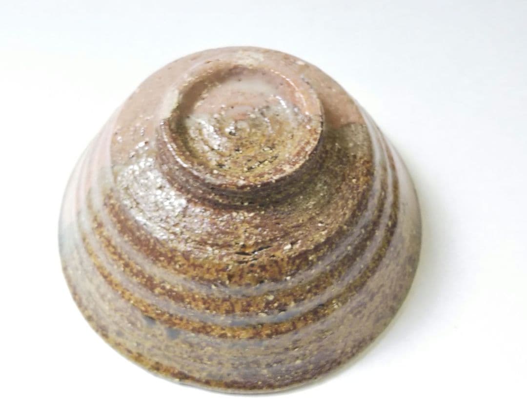 茶道具 茶碗 高麗 伊羅保 片身変 刷毛目 聞慶窯 千漢鳳 韓国