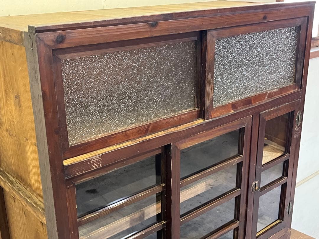 s*n様 アンティーク木製 ガラス戸棚 水屋箪笥レトロ 二段式食器棚