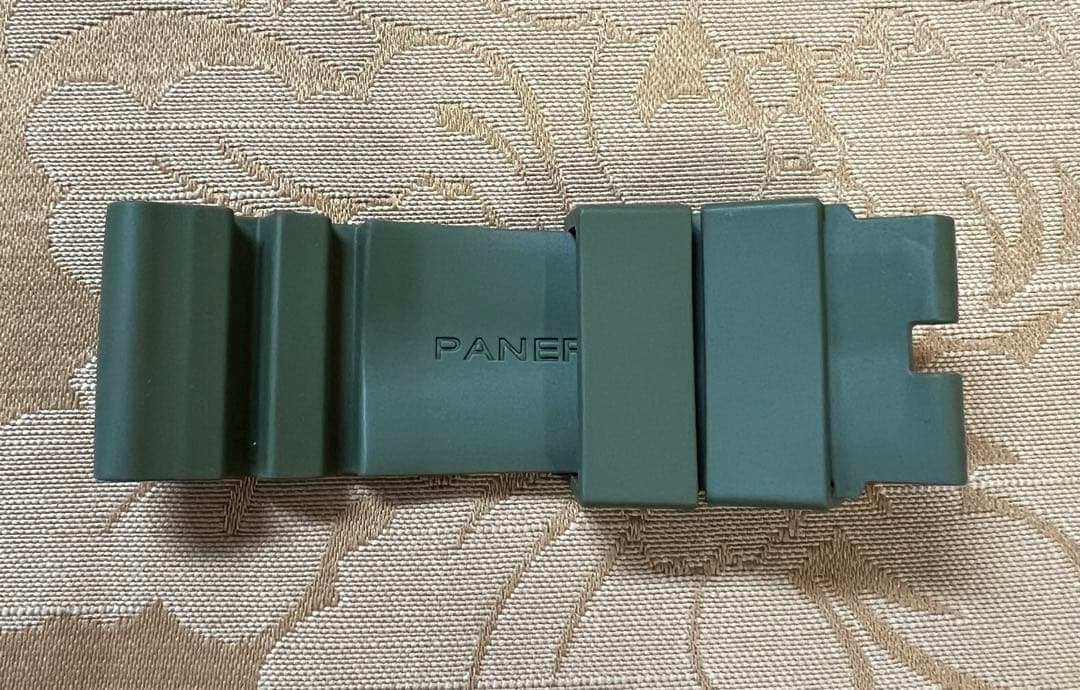 PANERAI ラバーストラップ カウッチューグリーン