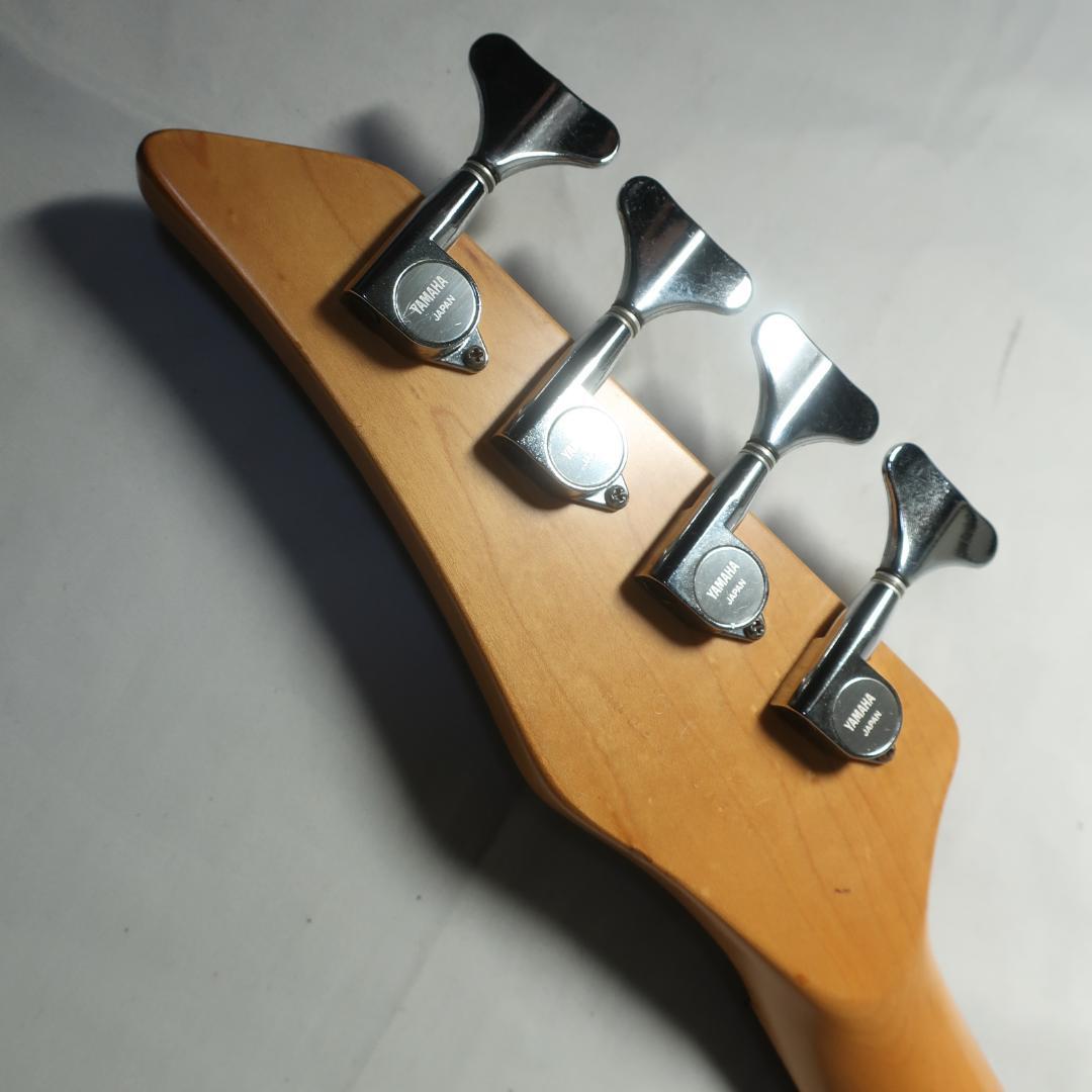 YAMAHA RBX500R エレキベース ホワイト ケース付