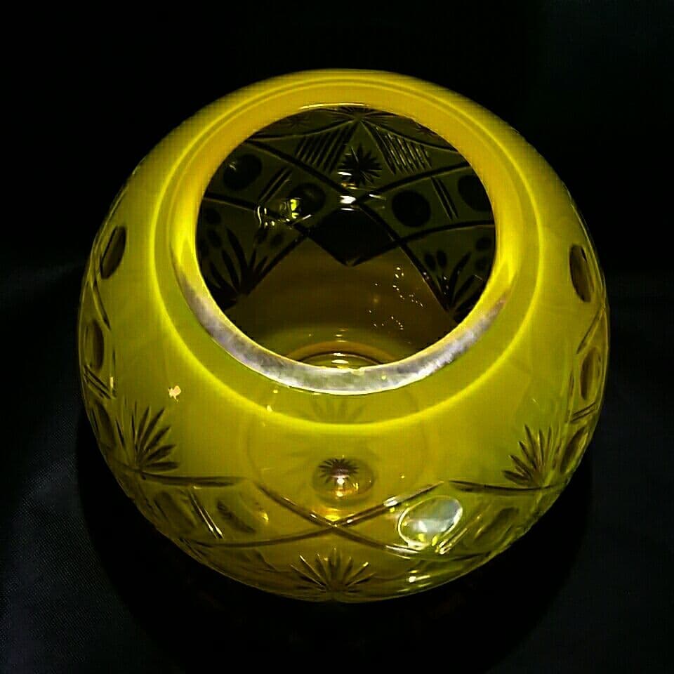 【切り子】★色被せ 黄色 切子 花瓶 花器 フラワーベース カットイエロー