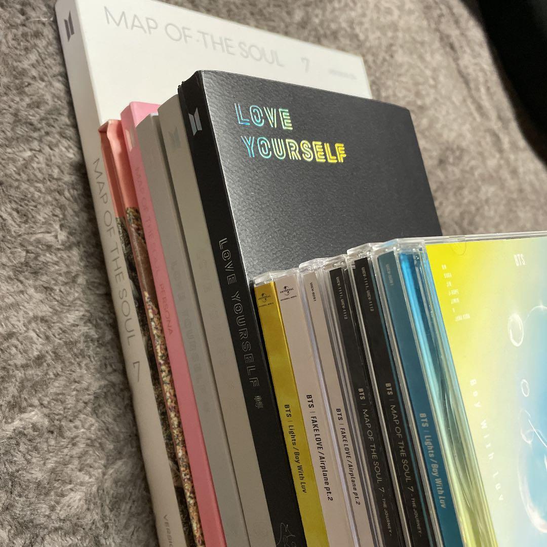 BTS アルバムセット　トレカ50枚　缶バッジ