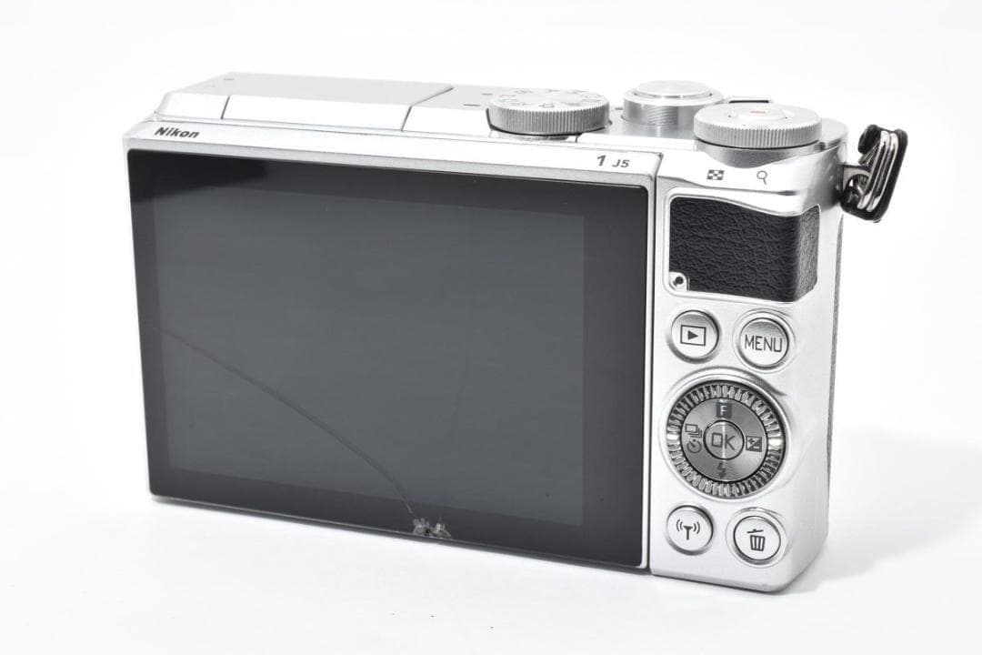 【大人気】 Nikon ニコン 1 J5 シルバー ボディ ミラーレス一眼カメラ
