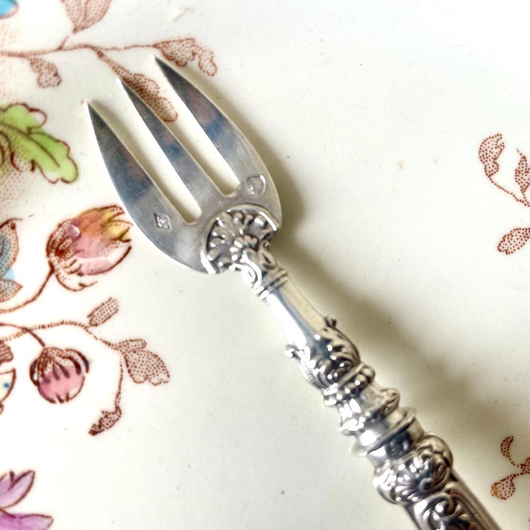 アンティーク　純銀製オイスターフォーク2本&ナイフレストピュイフォルカ3点セット