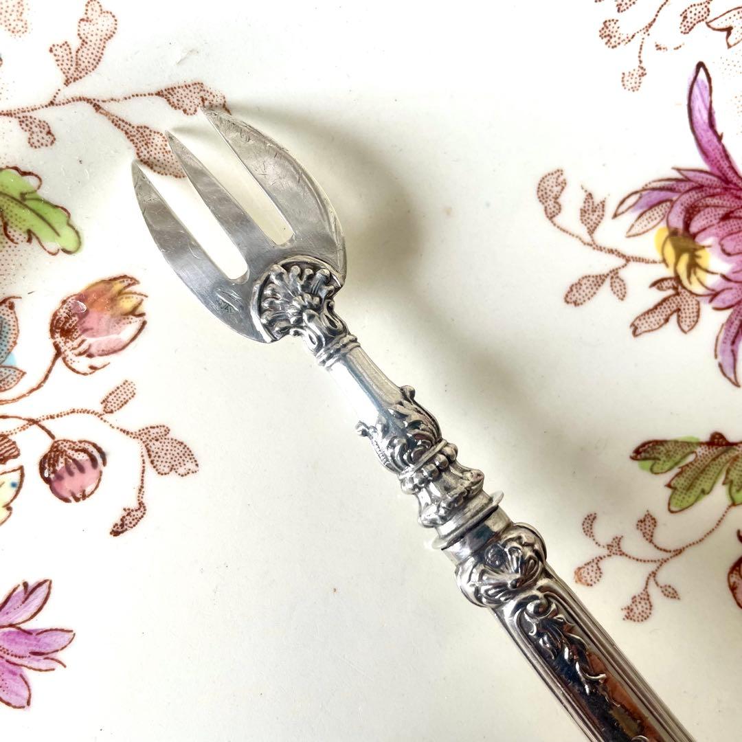 アンティーク　純銀製オイスターフォーク2本&ナイフレストピュイフォルカ3点セット