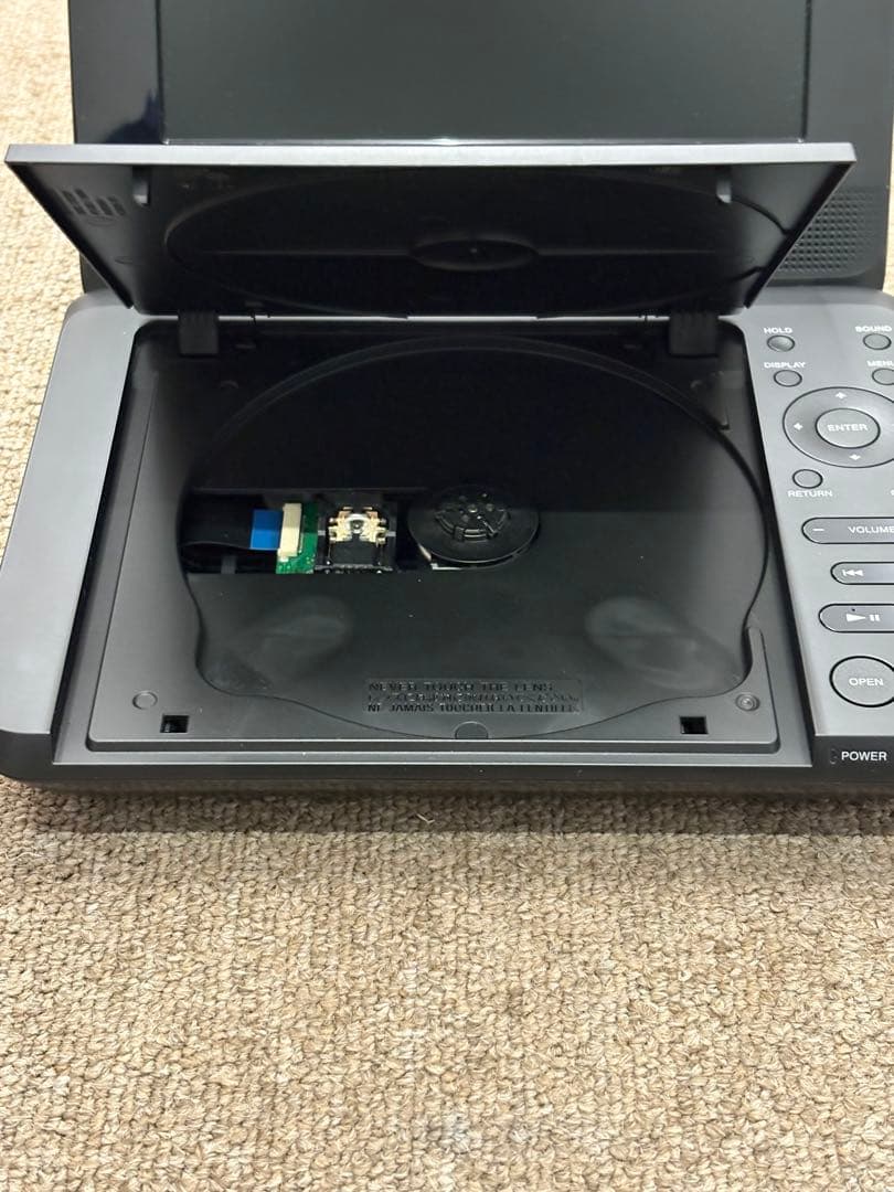 【美品】SONY DVP-FX780 ポータブルDVDプレーヤー 2018年製