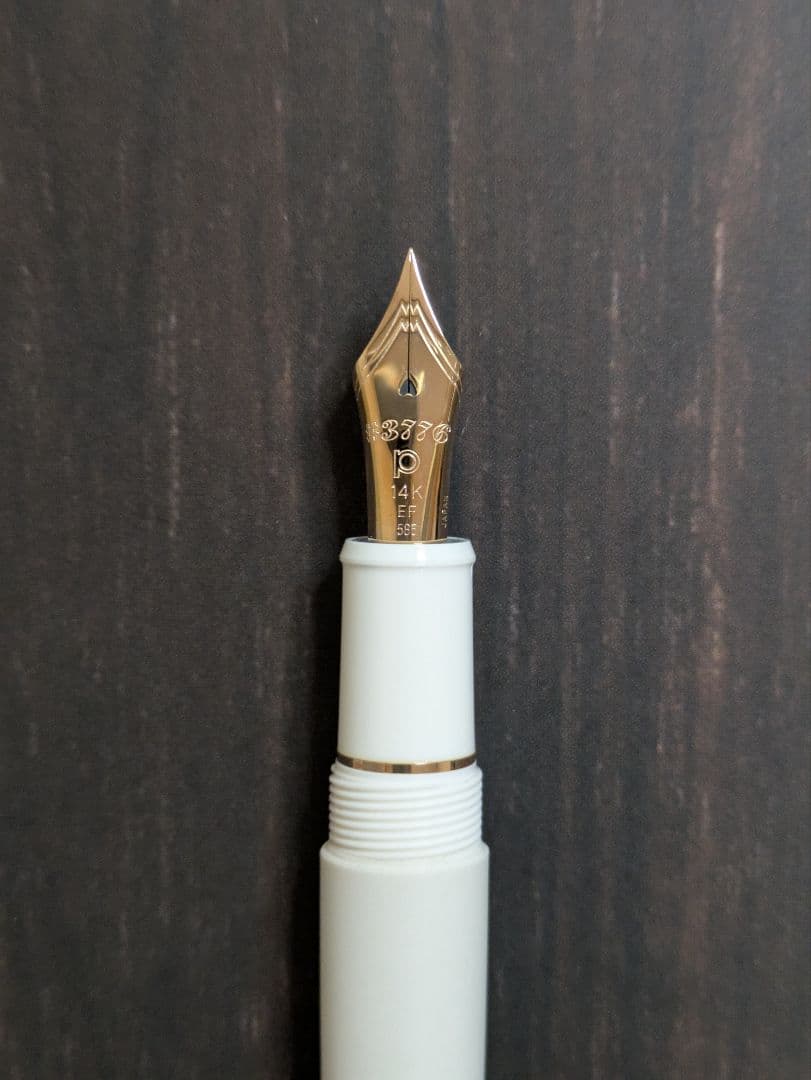 プラチナ万年筆 #3776センチュリー EF シェイプ・オブ・ハート チャイラテ