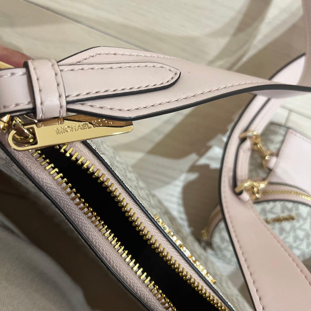 JET SET TRAVEL クロスボディ　ピンク　マイショルダーバッグ