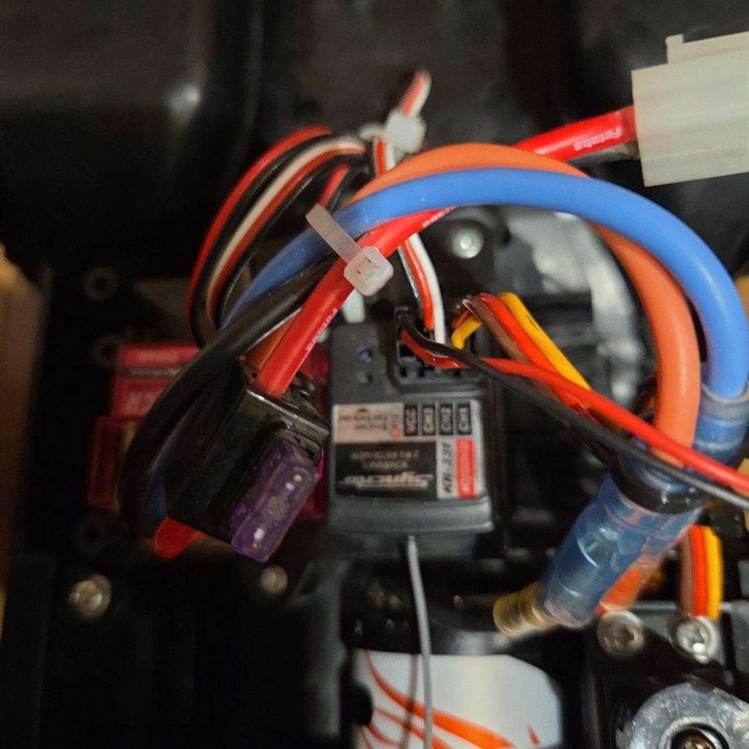 タミヤ　CC-01 メルセデスベンツ　ウニモグ