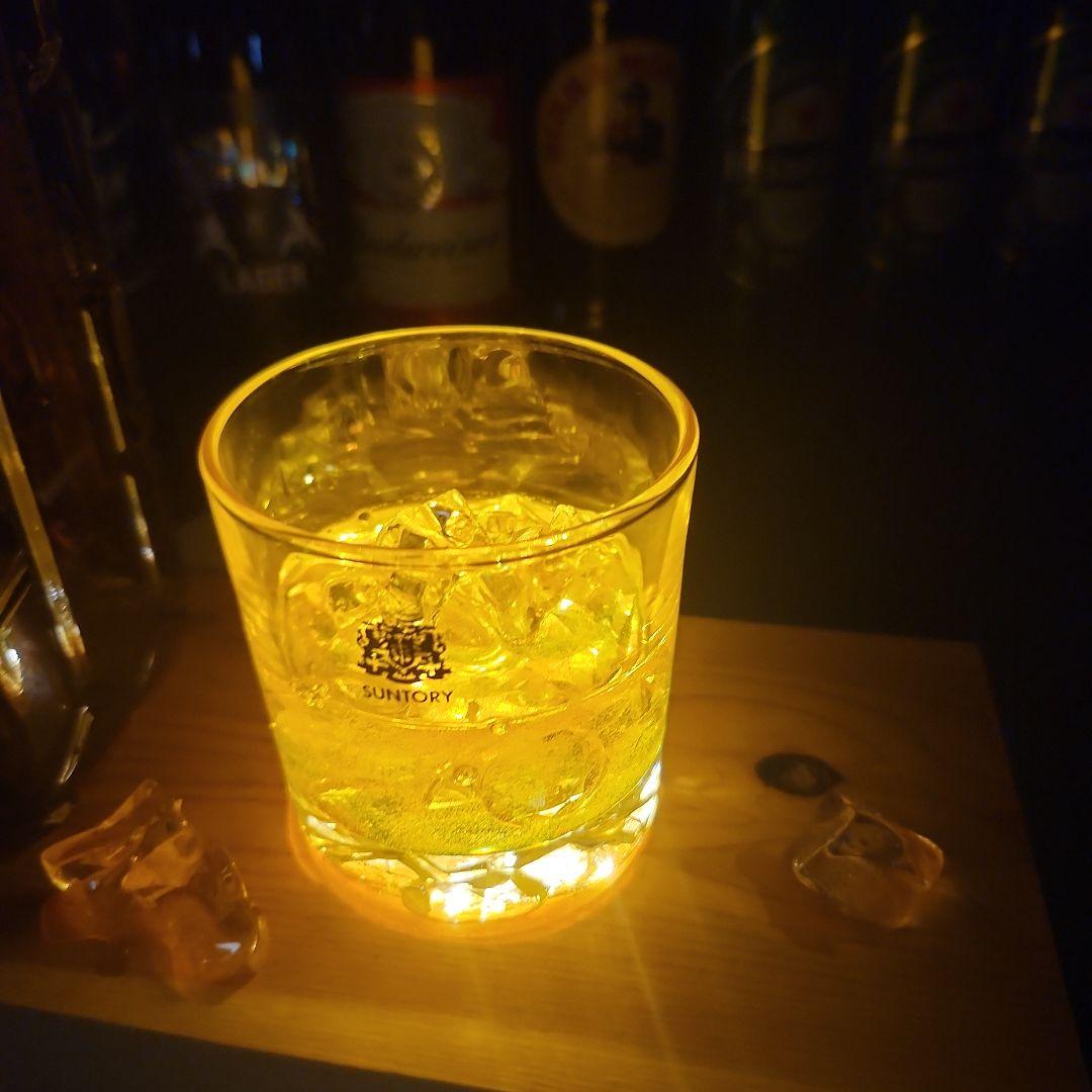 サントリーウイスキー 700ml　ヴィンテージグラス　レジンアート