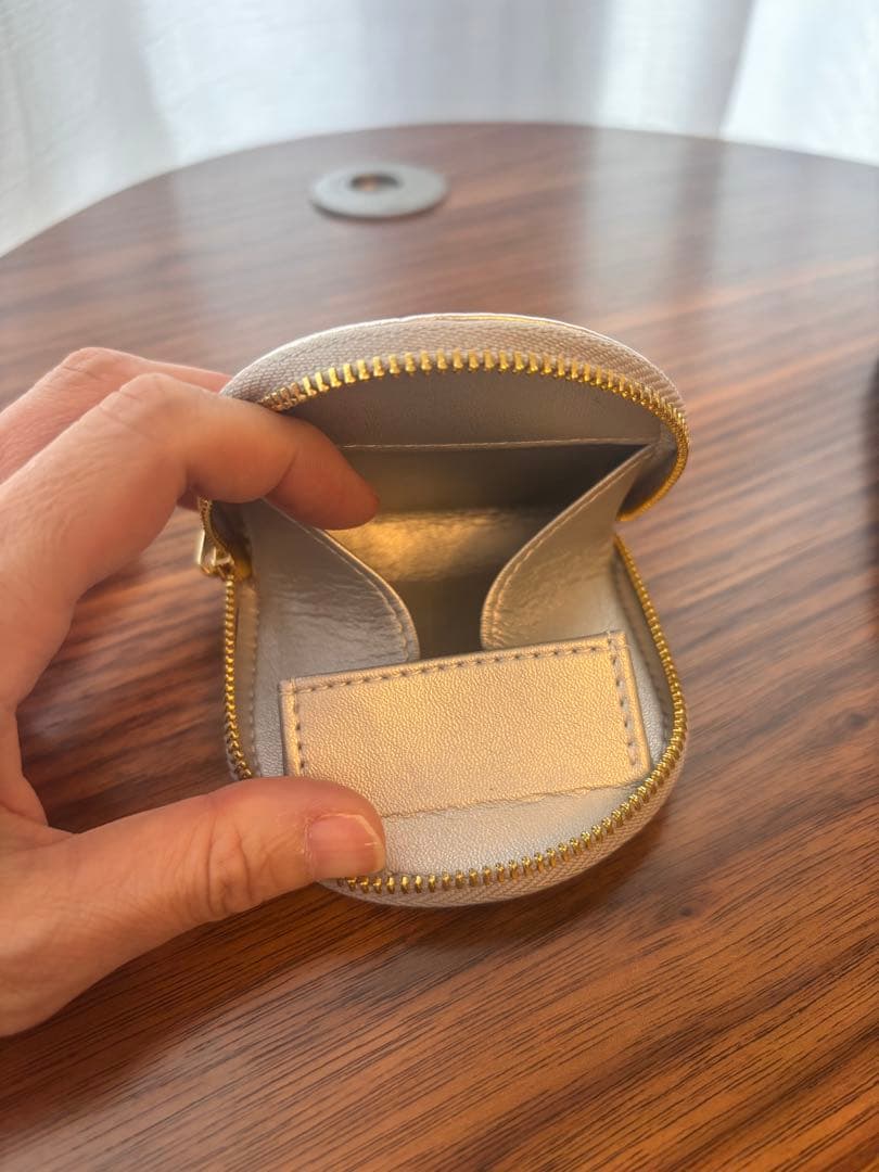 【皇居、京都御所限定】本革　ケース　シルバー